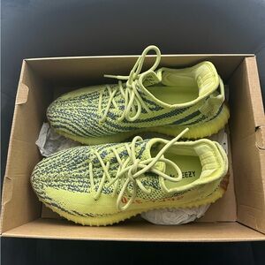 Adidas Yeezy Boost 350 V2 Semi Frozen Yellow